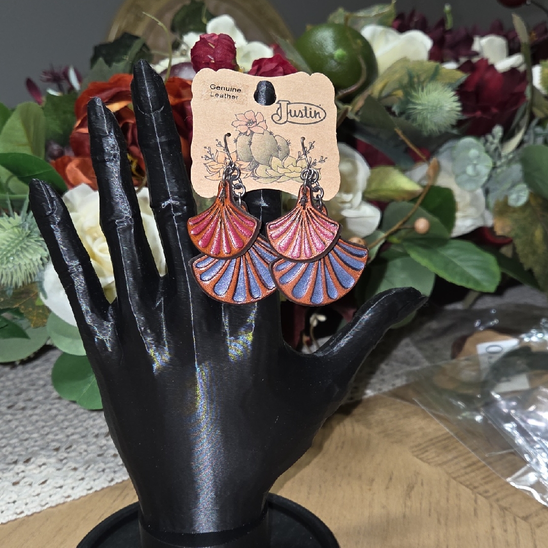 Justin Boots Leather Fan Earrings - Red And Purple 15$